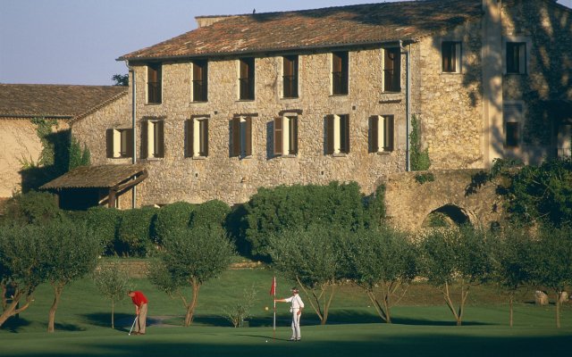 Hôtel Golf & Spa Château de la Bégude, The Originals Collection