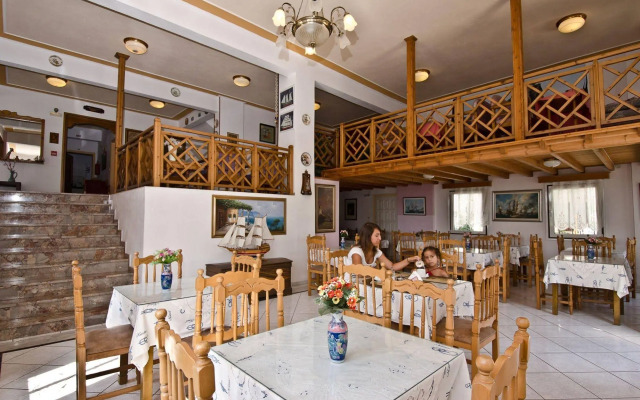 Elios Holidays Hotel