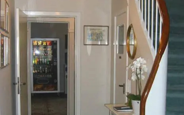  Villa A Hotel