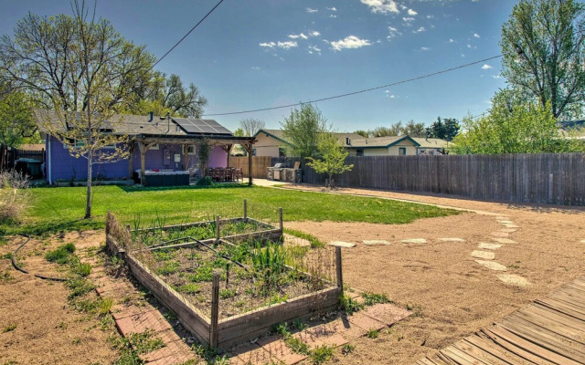 Patio, Grill & Yard: Cozy Denver Abode!