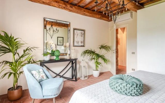 Valle del Sole Winery Farmhouse