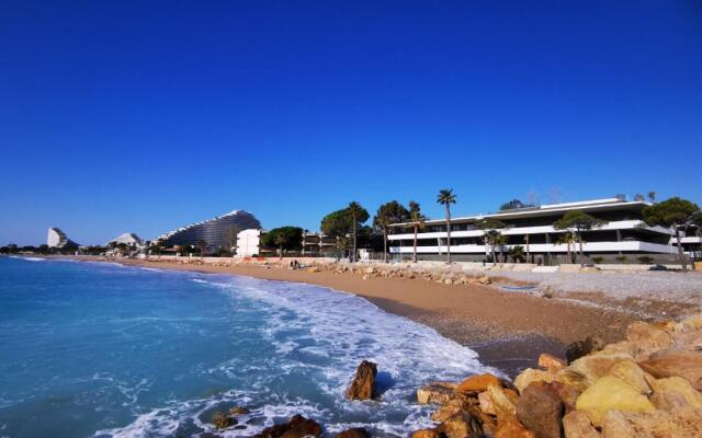 Résidence Pearl Beach - Seaside Rooftop Pool