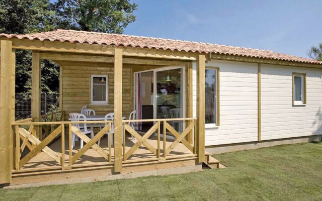 Holiday Home Le Mediterranée - AGL253