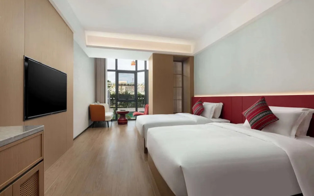 Ramada Encore By Wyndham Qingyuan Liannan