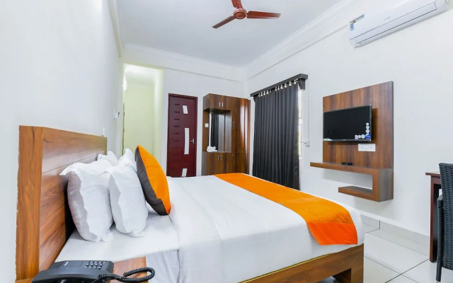 OYO 11069 Hotel Hisham Suits