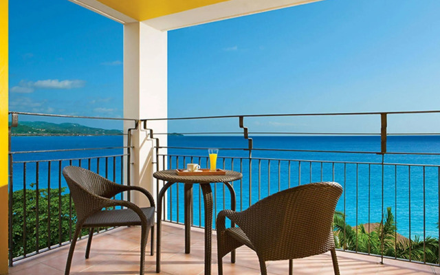 Sunset Beach Resort Spa and Waterpark All-Inclusive