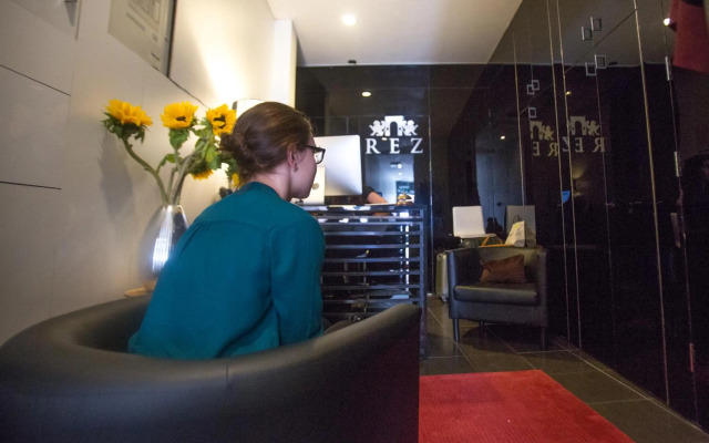Room Home Stay