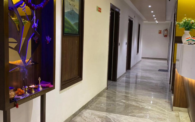 OYO 16604 Hotel Sparsh Inn