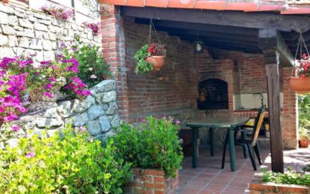 Apartamentos Rurales La Güertona