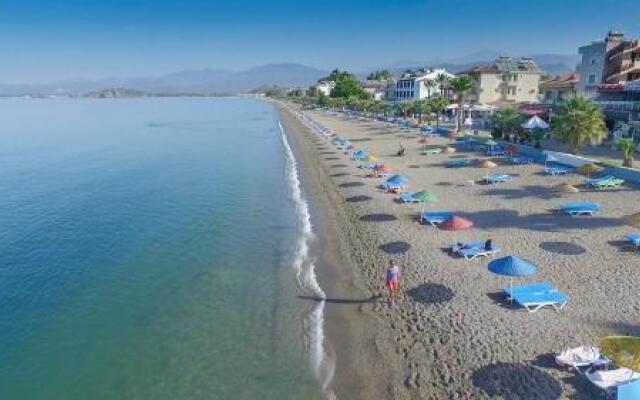 Saros Apartments Calls Beach