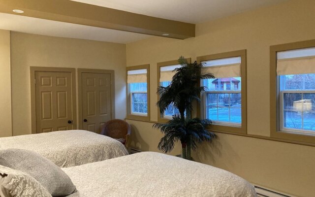 Dominion Hill Country Inn