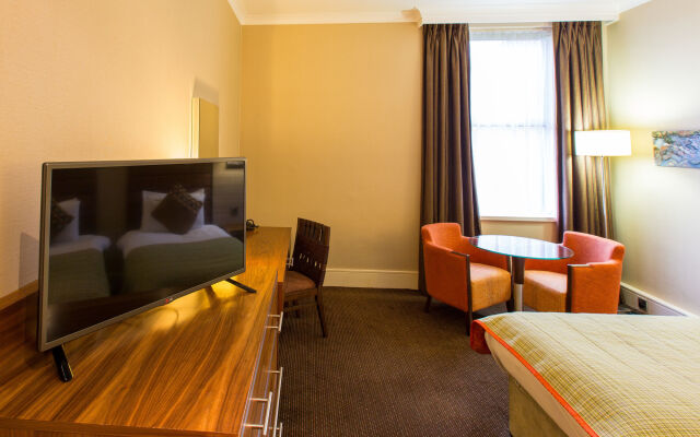 Delta Hotels by Marriott Cheltenham Chase