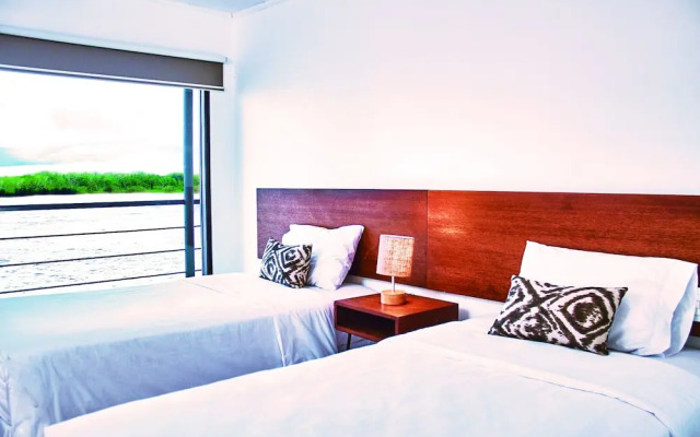 Jungle Experiences La Perla