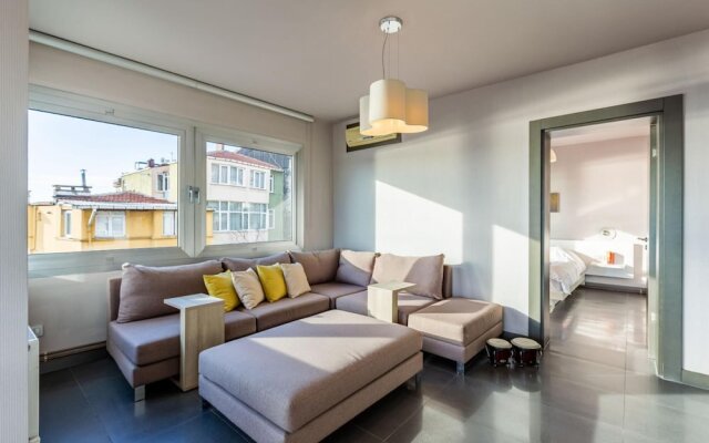 Stylish Apartment With Panaromic View in Besiktas