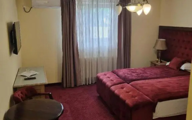 Matrix Hotel