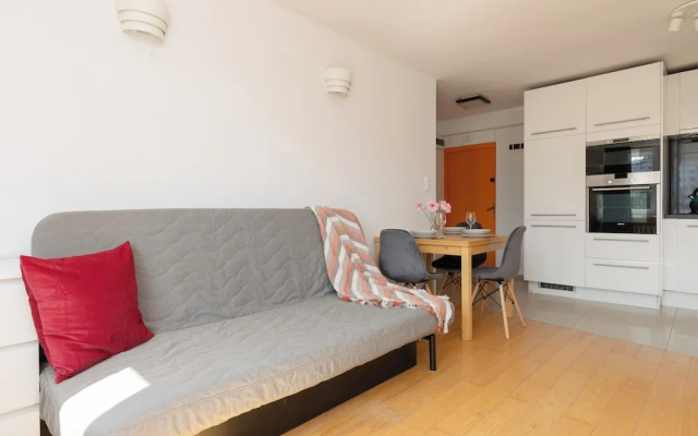 Powiśle Apartment Topiel by Renters