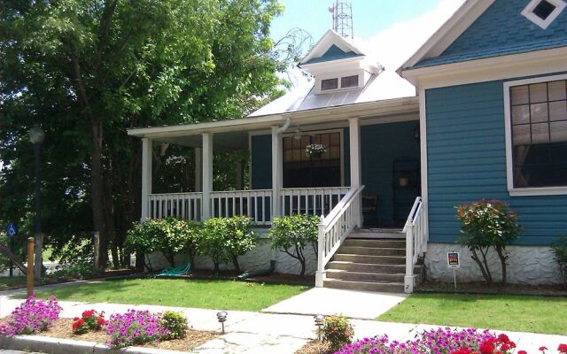 Inn on the Riverwalk