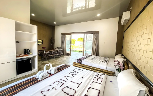 Bayview Beach Resort East Lombok