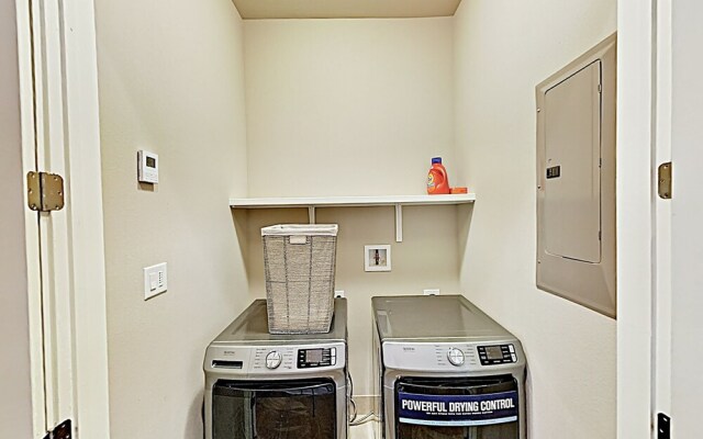 2217 Spicewood - 3 Br Home