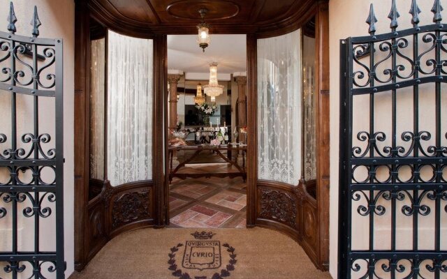 Quisigusta Miraval Suites B&B