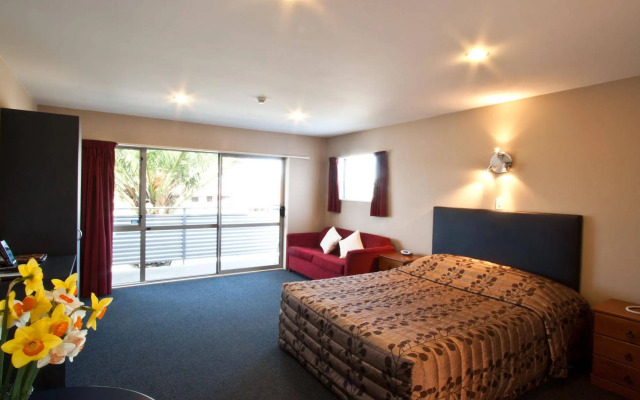 Phoenix Motel