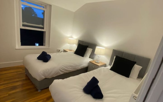 De Parys Serviced Flat in Bedford 4