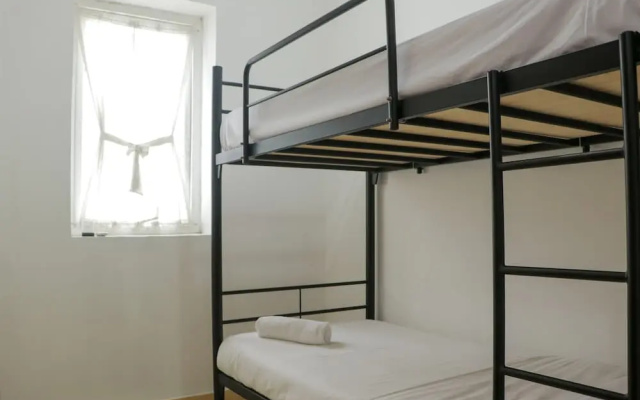 Spacious And Elegant 3Br At Grand Palace Kemayoran Apartment – Guest Rooms – Jakarta