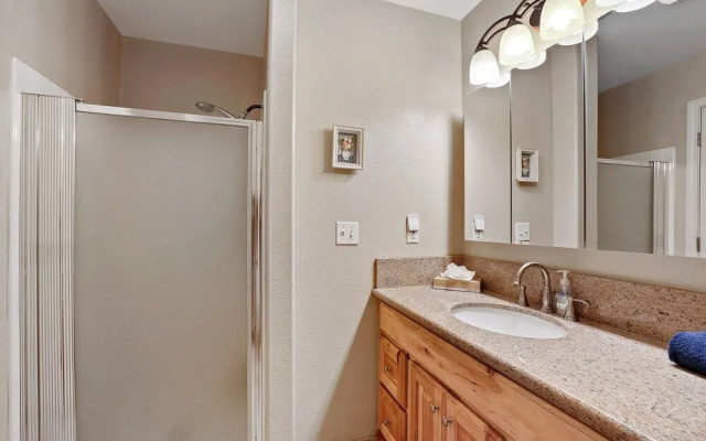 Tahoe Frost - Air Conditioned 4 Bedroom Tahoe Home