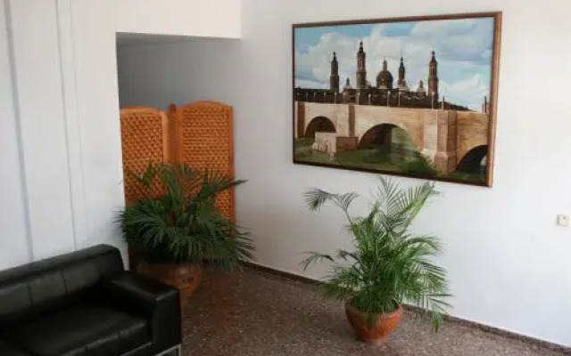 Hostal Puente de Piedra