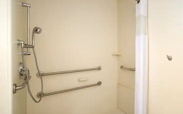 Hampton Inn Lenoir City