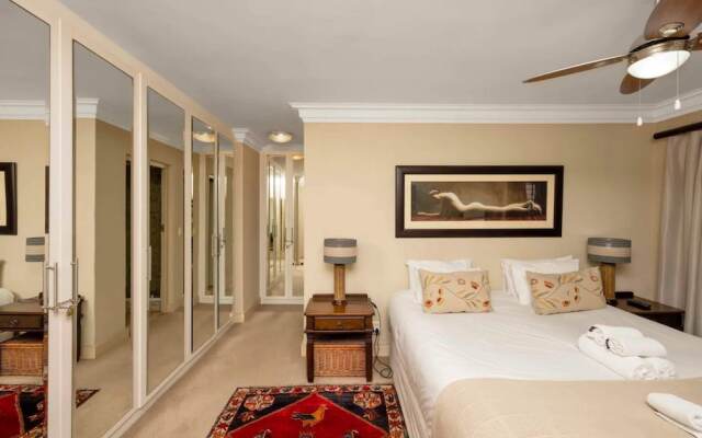 Bright and Stylish Beachfront Apartment