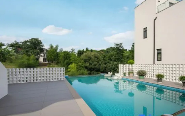 Moganshan Qingheli · INS Style Infinity Pool Countryside Fishing Boutique Stay – Pool – Huzhou