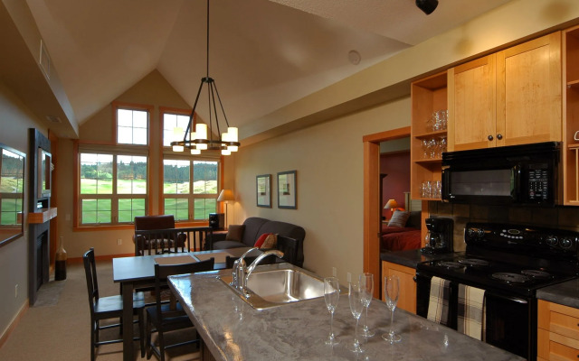 Predator Ridge Resort