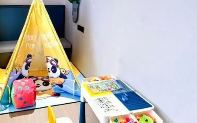 Yitel Collection (Chengdu Wuhouci Sichuan Orthopaedic Hospital Metro Station Branch)