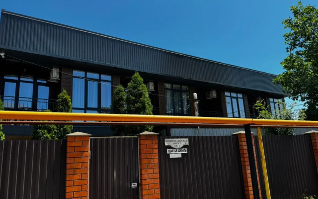 Джубгский дворик