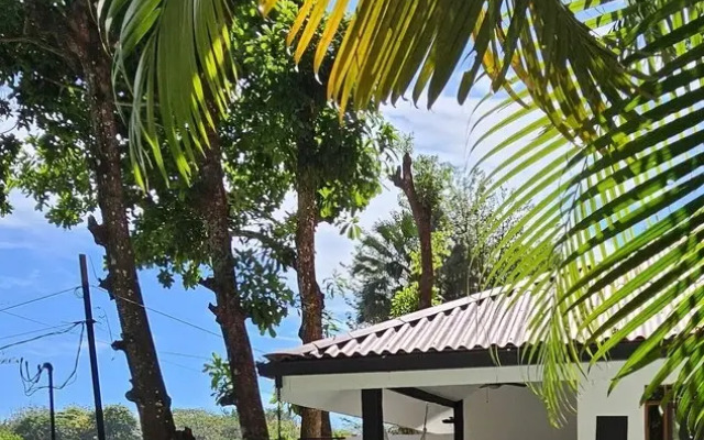 Zoa Villas - 2 minutes to the beach