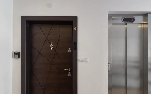 Apartment 15