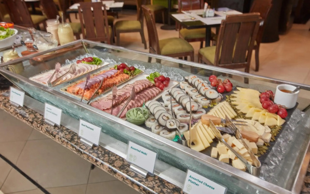 Holiday Inn & Suites Manila Galleria by IHG