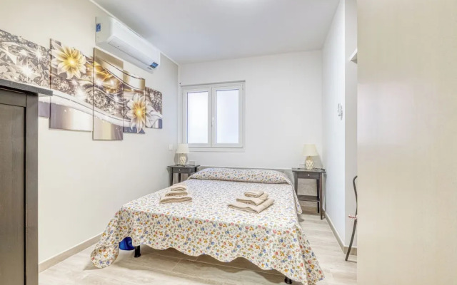 Merlo C - town center & private parking