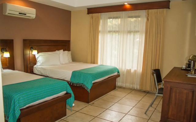 La Riviera Hotel B&B