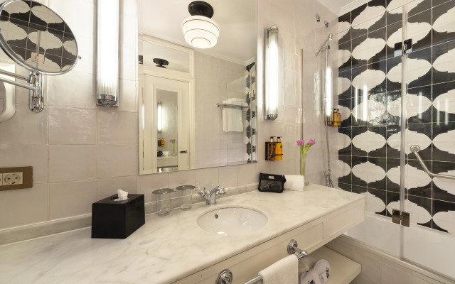 H10 Villa de la Reina Boutique Hotel