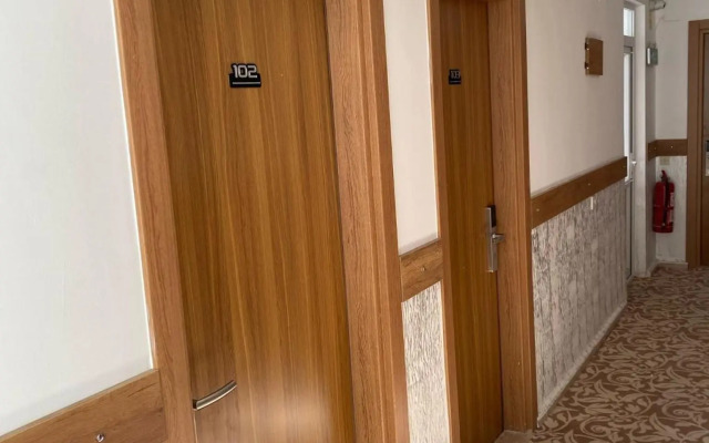 Dilhan Hotel