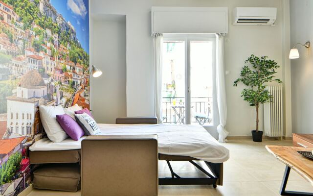 Renovated flat in Athens perfect location