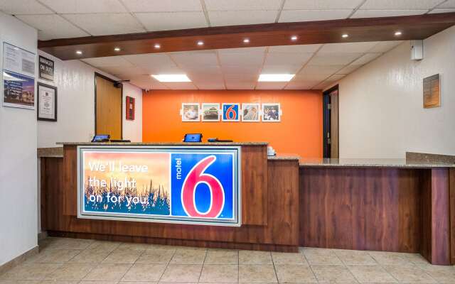 Motel 6 Prospect Heights, IL