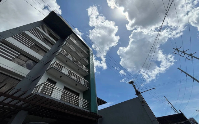 Yellowbell Hotel