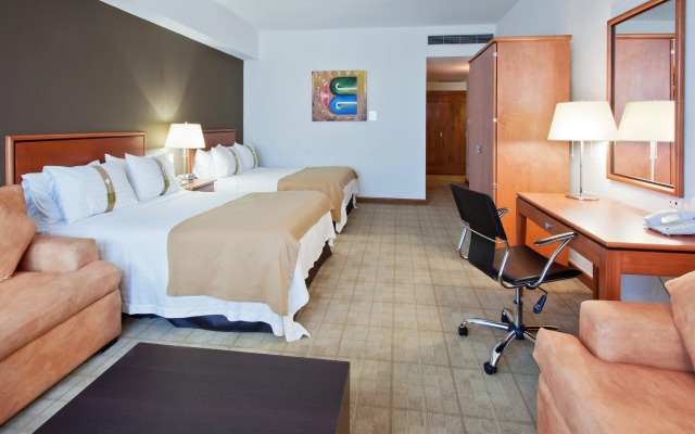 Holiday Inn Express & Suites Irapuato