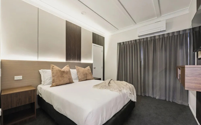 Aroha Motel