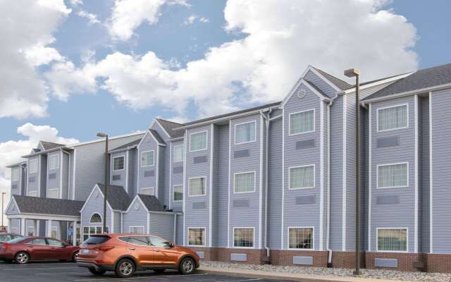 Microtel Inn & Suites by Wyndham Delphos