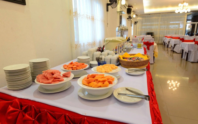 Douangpraseuth Hotel