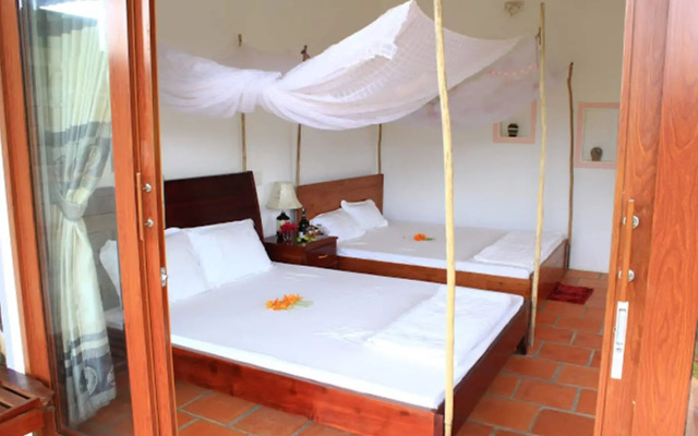 Vung Bau Resort